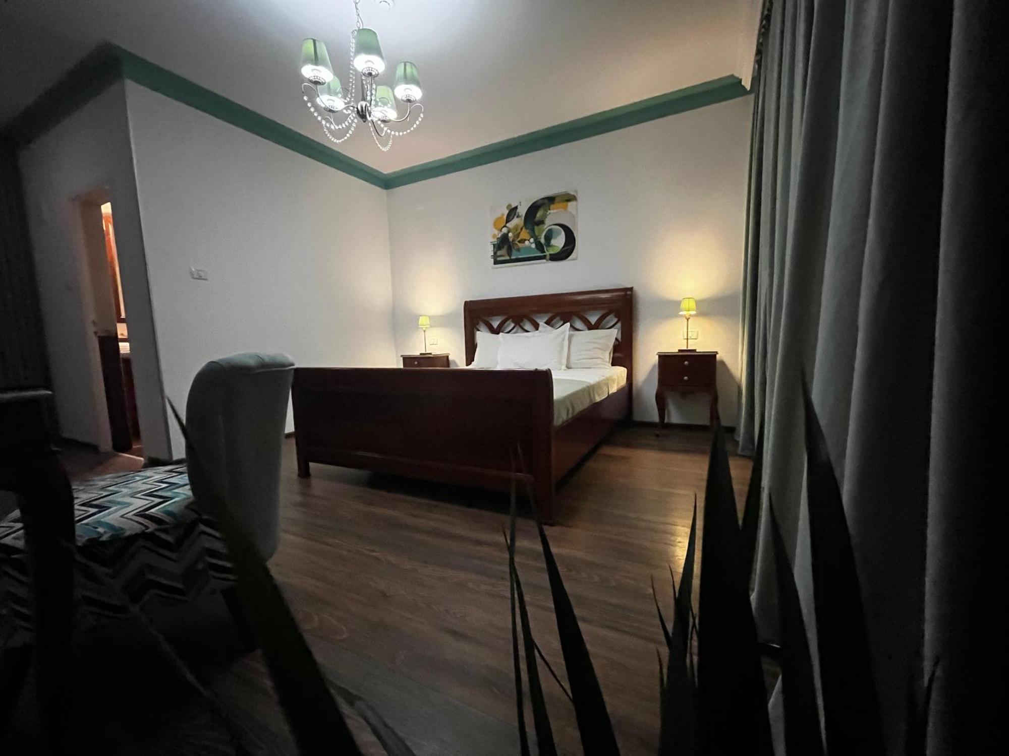 Riviera 990 - Resort & Restaurant Ieşelniţa Екстериор снимка