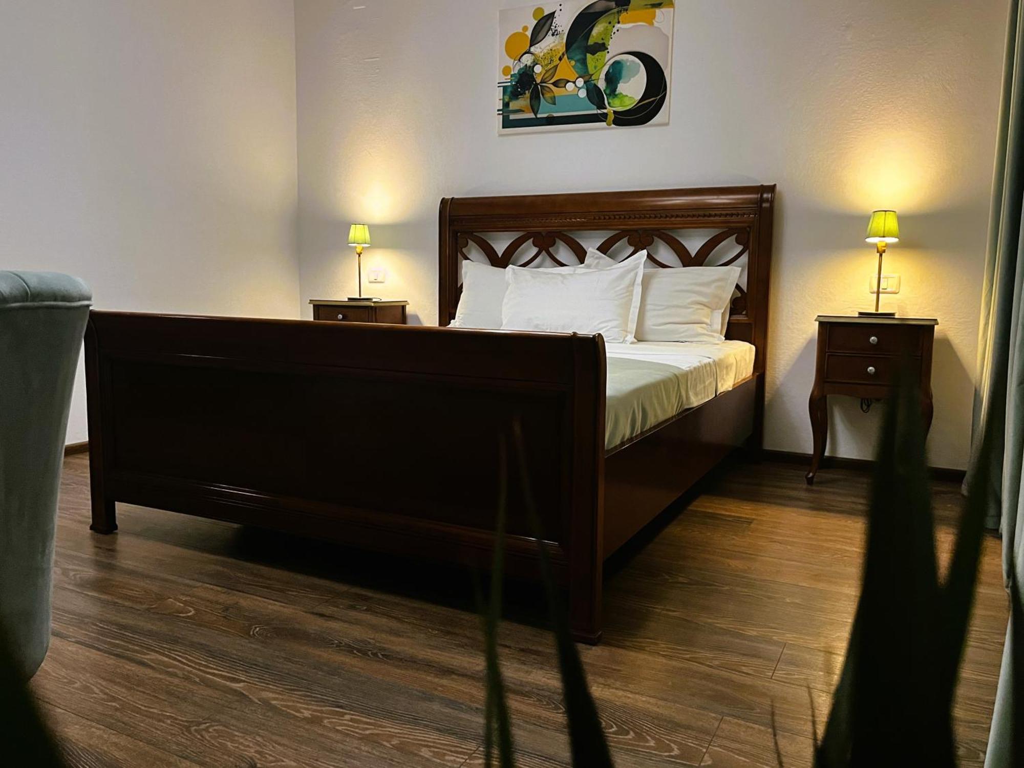 Riviera 990 - Resort & Restaurant Ieşelniţa Екстериор снимка